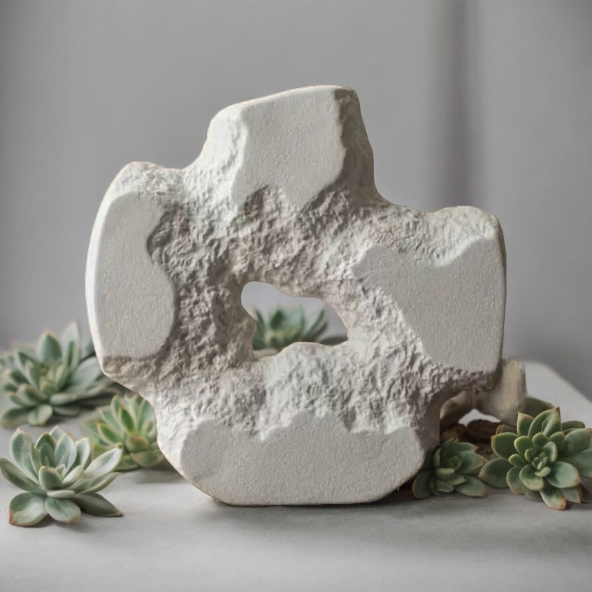 back side view of the T shaped ceramic vase